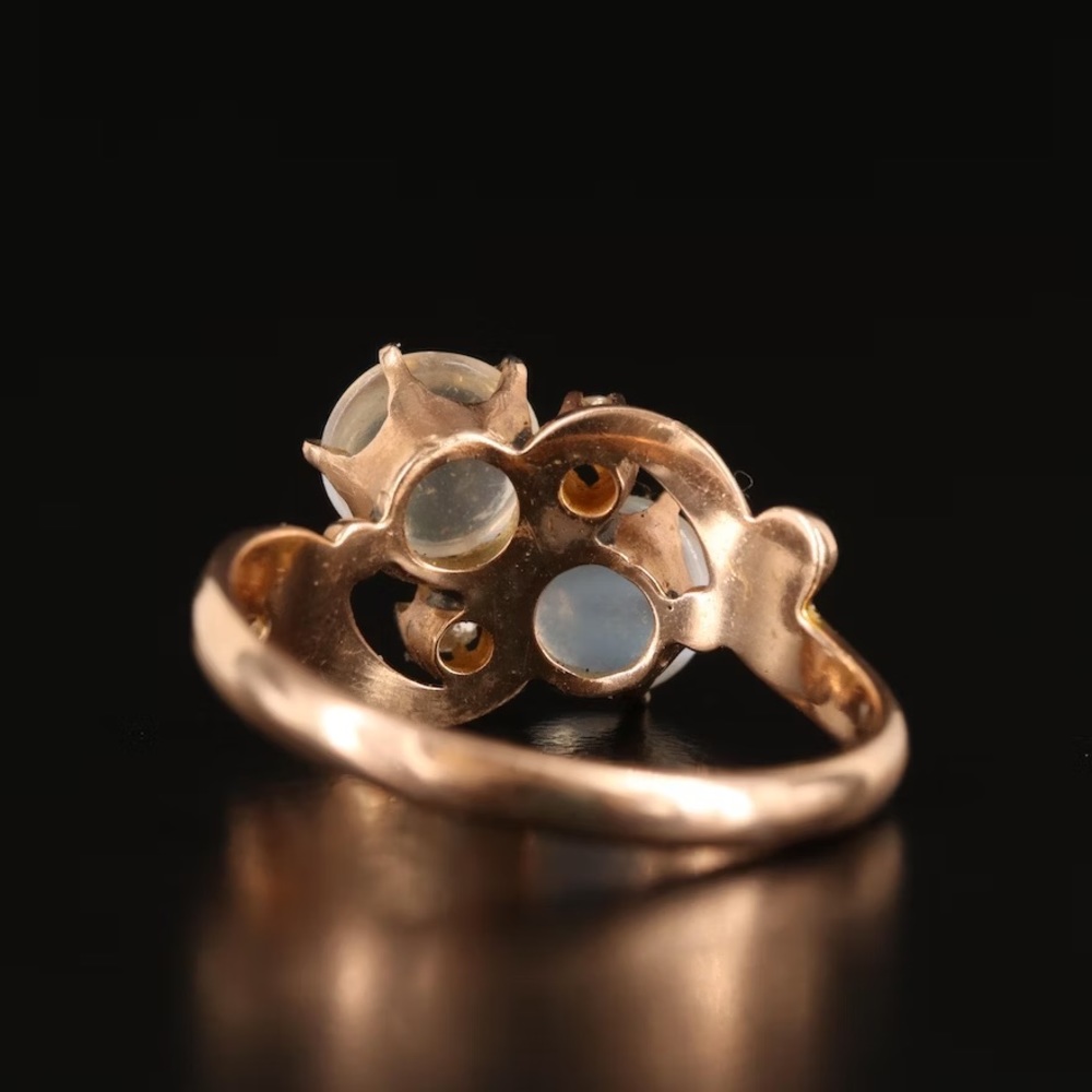 RARE Antique Victorian Era 1900s Rose Gold, Diamond, Moonstone Moi et Toi Ring - Picture 6 of 7